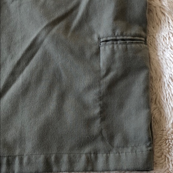 Aaron Chang Shorts - Picture 6 of 8